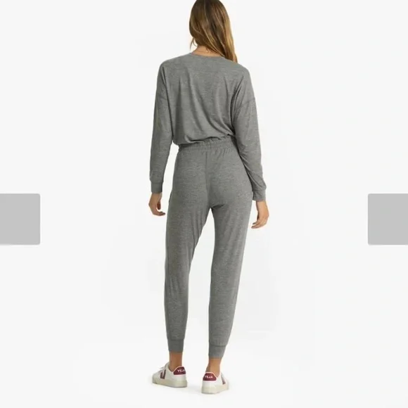 Vuori Lux Henley Jumpsuit Long Sleeve Heathered Grey Medium - Picture 11 of 11